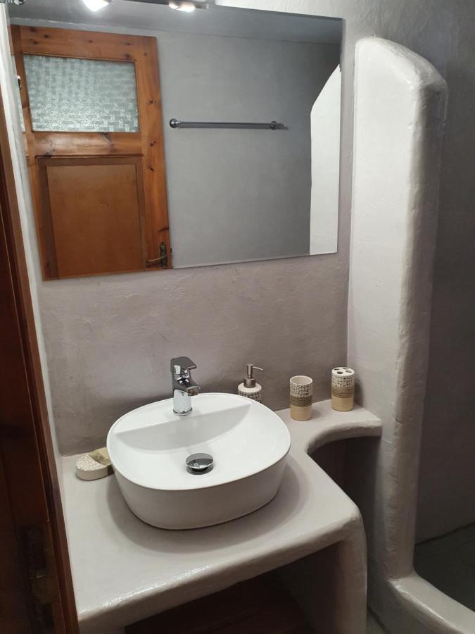 Traditional House Under The Castle Astypalaia Екстер'єр фото