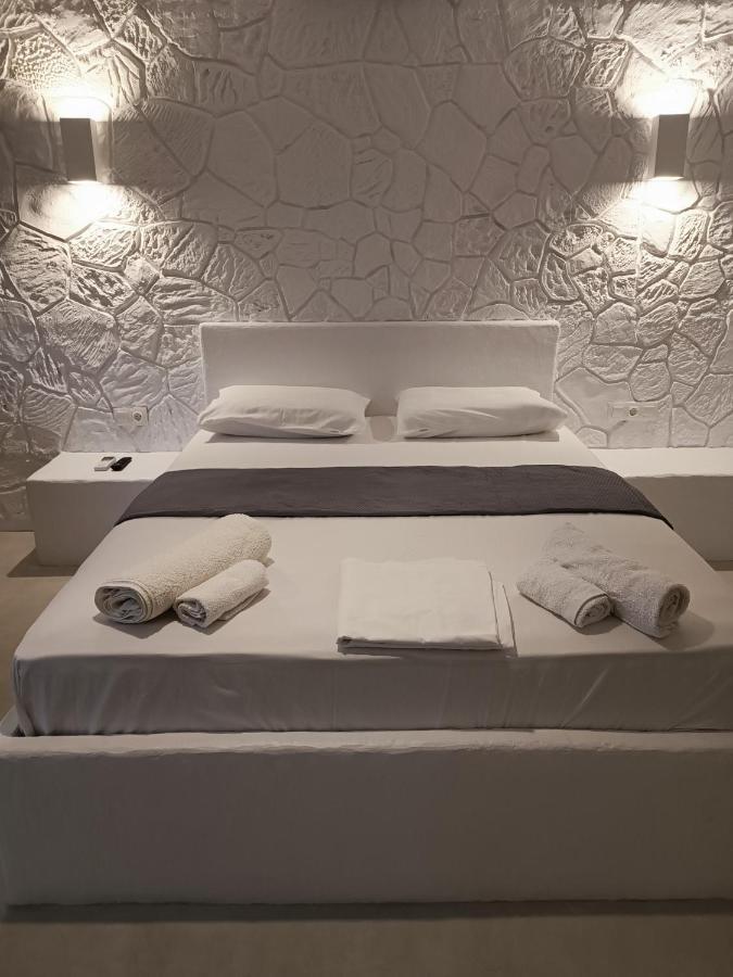 Traditional House Under The Castle Astypalaia Екстер'єр фото